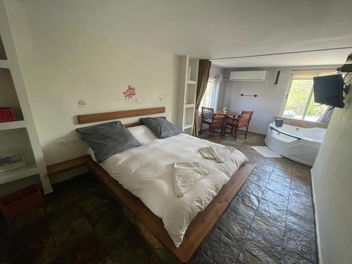 Gross Nofesh And Spa Guesthouse Бейт-Гилель Экстерьер фото